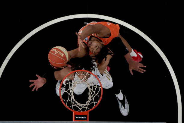 他凭借强大 他凭借强大